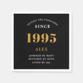 30th誕生日の名前1995ブラック金ゴールドシック スタンダードカクテルナプキン (正面)