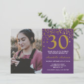 30th誕生日パープル金ゴールド紙吹雪写真モダン 招待状 (スタンド正面)