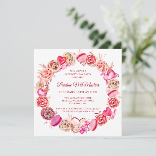 30th誕生日ピンクローズ渦巻形のハートバレンタイン 招待状 (スタンド正面)