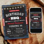 30th誕生日招待状 – バーベキューパーティー 招待状<br><div class="desc">バーベキュー魅力的誕生日招待状のご紹介！素朴な木材と黒板の要素で作られたこの招待は、開放的な空の下で完璧な居心地の祝良い田舎の雰囲気を醸し出す。赤、白、青のクラシックの組み合わせは、アメリカーナのtouchを追加しゃれているし、フェスティバル収集のステージを設定する。裏庭のバッシュでも居心地の良い料理でも、おいしい食べ物や笑い声、懐かしい思い出が詰まった忘れられない誕生祝いの雰囲気を味わえる。この特別な日を祝うために、グリルを火に入れて私たちに参加する準備をする</div>