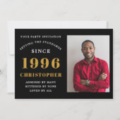 30th Birthday 1996 Black Gold Personalized Photo 招待状 (正面)