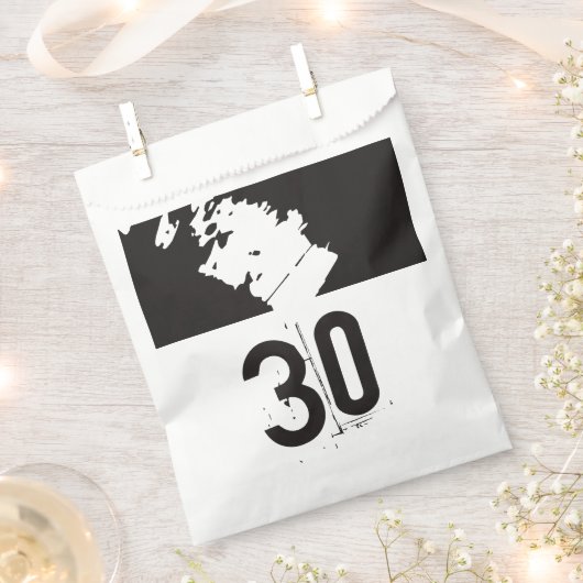 30th Birthday 30 for a Party Favoritesバッグ フェイバーバッグ (クリップ留めされた状態)