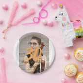 30th birthday add name date year white photo ペーパープレート (パーティー)