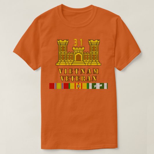 31番目のエンジニア大隊ENGブランチVietnam Vet w V Tシャツ (デザイン正面)