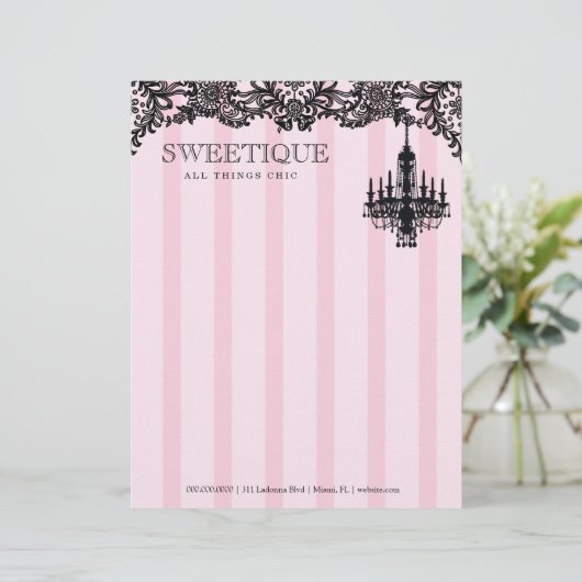 311のSweetiqueのピンクのストライプ及びレースのシャンデリア レターヘッド (スタンド正面)