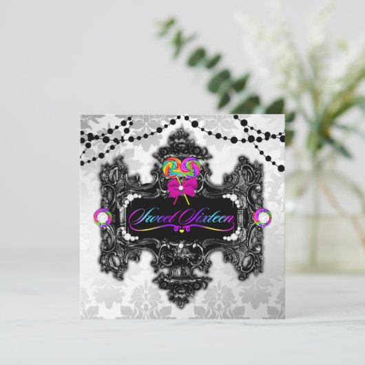 311キャンデーの不思議の国の菓子16の白のダマスク織 招待状 (スタンド正面)