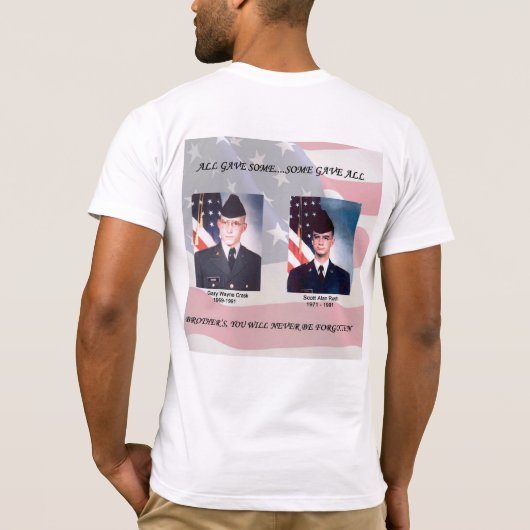 317thエンジニアの大隊-私達の落ちたに名誉を与えること tシャツ (裏面)