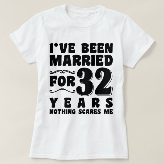 32年間の結婚生活を経た独身最後の夜 Tシャツ (デザイン正面)