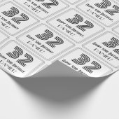 32番目の誕生日:インスパイアアールデコスタイル「32」 +名前 ラッピングペーパー (角)