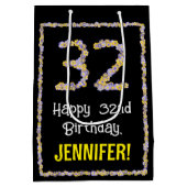 32誕生日:フローラ花数名前をカスタムする ミディアムペーパーバッグ (裏面)