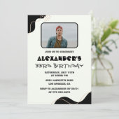 33歳の誕生日の招待メンズブラックシンプル写真 招待状 (スタンド正面)