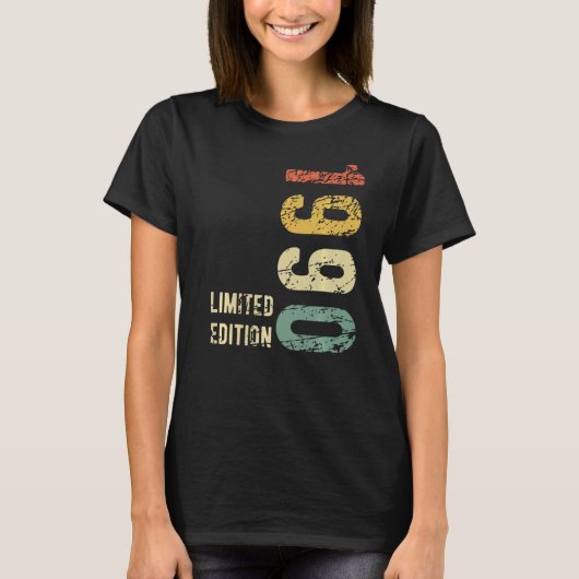 33歳1990年レトロ33誕生日 Tシャツ (正面)
