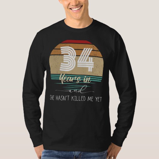 34年の笑い:楽しいアニバーサリーティー – Surv Tシャツ (正面)