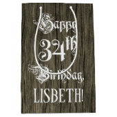 34誕生日: ファンシー, フェイク Wood Look +名前をカスタムする ミディアムペーパーバッグ (正面)