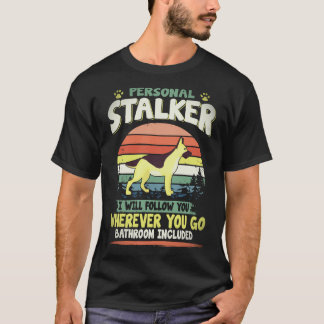 34 人間のストーカーどこへでもあなたについて行きます Tシャツ