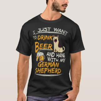 34 私はビールを飲んでジャーマンシェパードと一緒に過ごしたいだけ Tシャツ