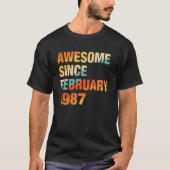 35誕生日ギフト2月から35素晴らし歳 Tシャツ (正面)