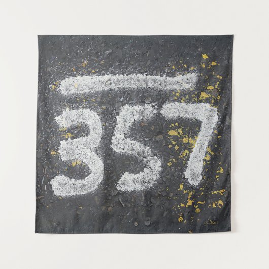 357 Mason's and Angel Number タペストリー (正面)