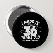 36おもしろい誕生日引用文皮肉36歳 缶バッジ (正面&裏面)