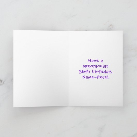 36誕生日:おもしろいケーキとキャンドル+名前をカスタムする カード (内部)