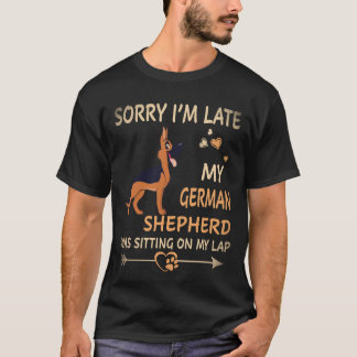 36 遅れてすみません。ドイツ+シェパードが私の膝の上に座っていたので Tシャツ