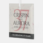 37エレガントth Alabasterの結婚記念日 ガラスオーナメント (正面左)