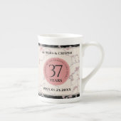 37エレガントth Alabasterの結婚記念日 ボーンチャイナマグカップ (右)