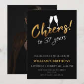 37歳のゴールドブラックアダルト誕生日写真を祝って 招待状 (正面/裏面)