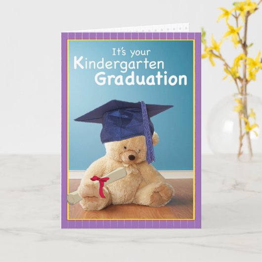 3734の幼稚園の卒業のテディー・ベア カード (黄色い花)