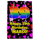 39誕生日：愛するハートパターン、虹# 39 ミディアムペーパーバッグ (正面)