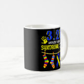 3 21 World Down Syndrome Day 2022認識度靴下 コーヒーマグカップ (正面右)