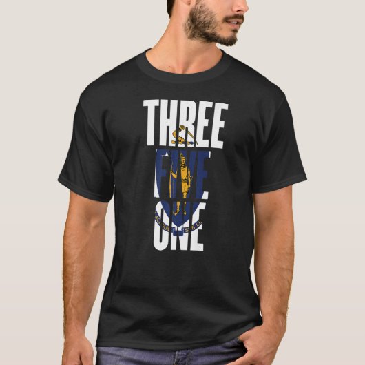 3 Five One 351エリアコードローエル・マサチューセッツ州 Tシャツ (正面)