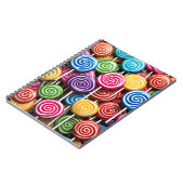 3Dカラフル棒つきキャンデーパターン ノートブック (左側)