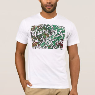 3dタイルの走り書きのプリントのTシャツ Tシャツ