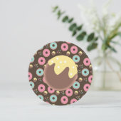 3Dティール(緑がかった色)とピンクドーナツの穴まきミックスラウンド 招待状 (スタンド正面)