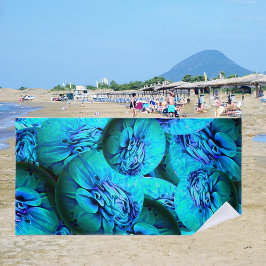 3D光学のターコイズと青の球体 ビーチタオル