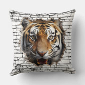 3D Jaguar Wall Break Art – Realistic Safari クッション (裏面)
