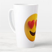 3d yellow smiling emoji face with heart shaped eye カフェラテマグ (左アングル)