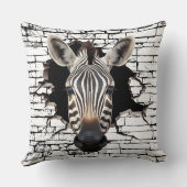 3D Zebra Wall Break Art – Realistic Safari クッション (裏面)