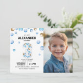 3rd誕生日ボーイパーティーフォトブルー金ゴールドバルーン 招待状 (スタンド正面)