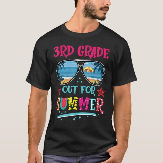 3rd Grade Out For Summer Happy Last Day Of School  Tシャツ (正面)