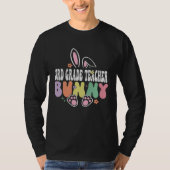 3rd Grade Teacher Bunny Easter Day Groovy Family M Tシャツ (正面)