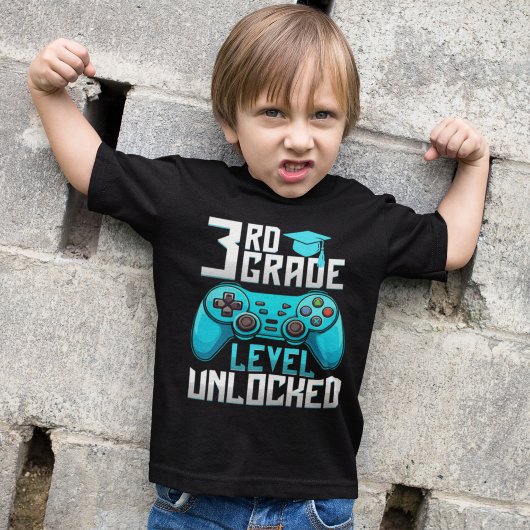 3th Grade Unlocked Gamer Graduation Tシャツ