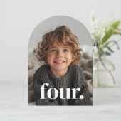 4つのアーチの写真 4歳の誕生日 招待状 (スタンド正面)