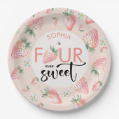 4つの常に甘いイチゴの子供の誕生日 ペーパープレート (正面)