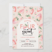 4つの常に甘いイチゴの子供の誕生日 招待状 (正面)