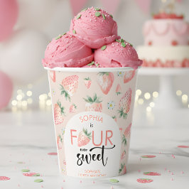 4つの常に甘いイチゴの子供の誕生日 紙コップ