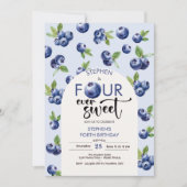 4つの常に甘いブルーベリー子供の誕生日 招待状 (正面)