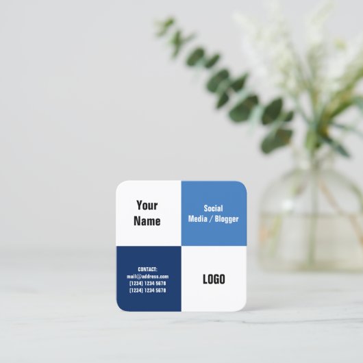 4つの正方形の割れたモダンなカバー スクエア名刺 (スタンド正面)