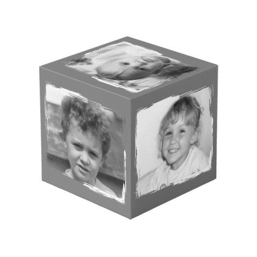 4つの画像を追加カスタマイズ(灰色の白い写真) フォトキューブ (裏面アングル)